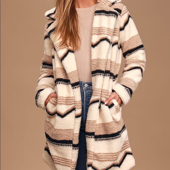 Billabong Fuzzy Coat - Picture 3 of 6